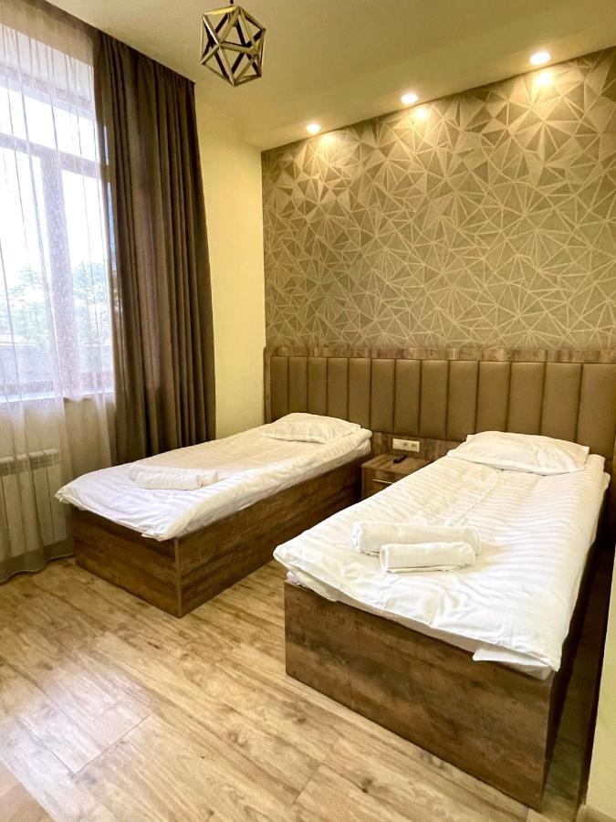 Glendale Boutique Hotel Jerevan Buitenkant foto