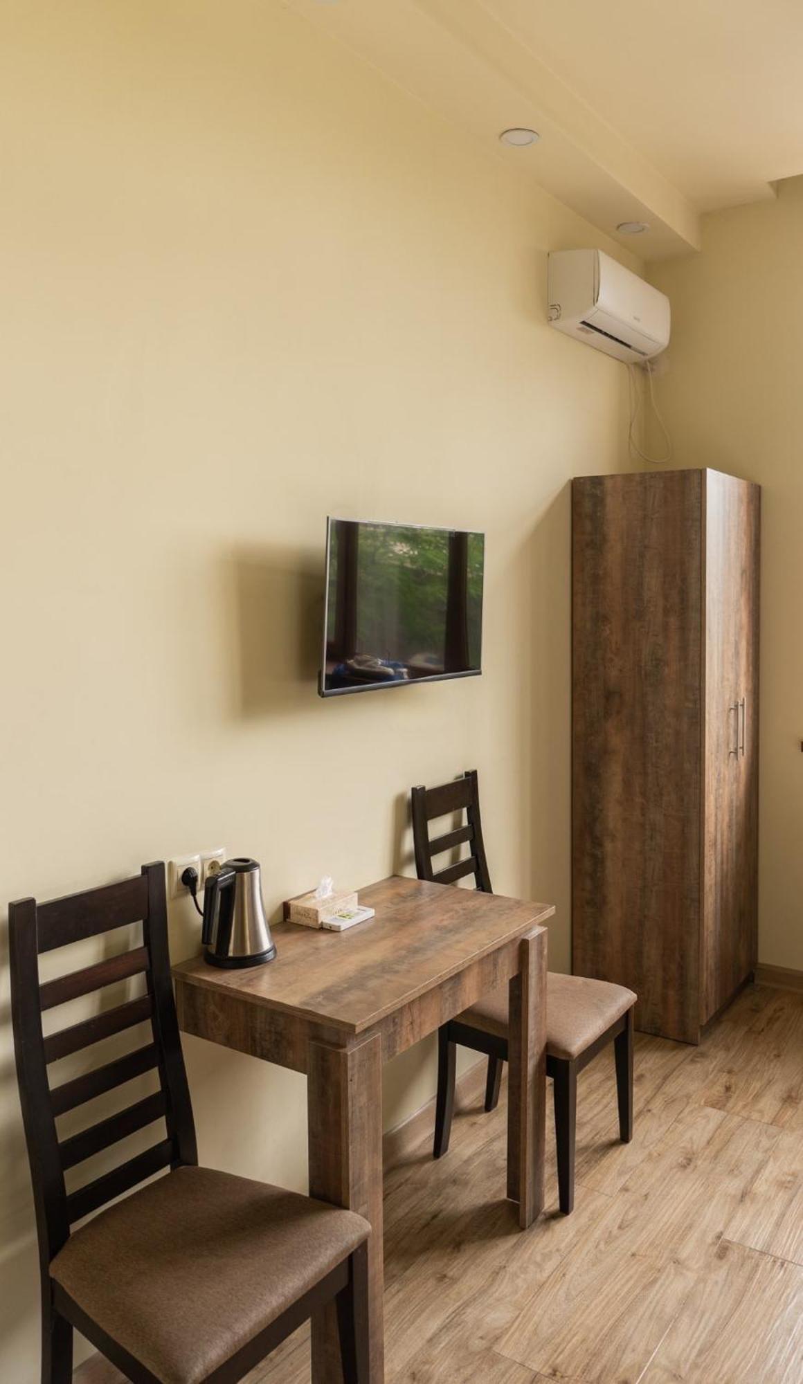 Glendale Boutique Hotel Jerevan Buitenkant foto